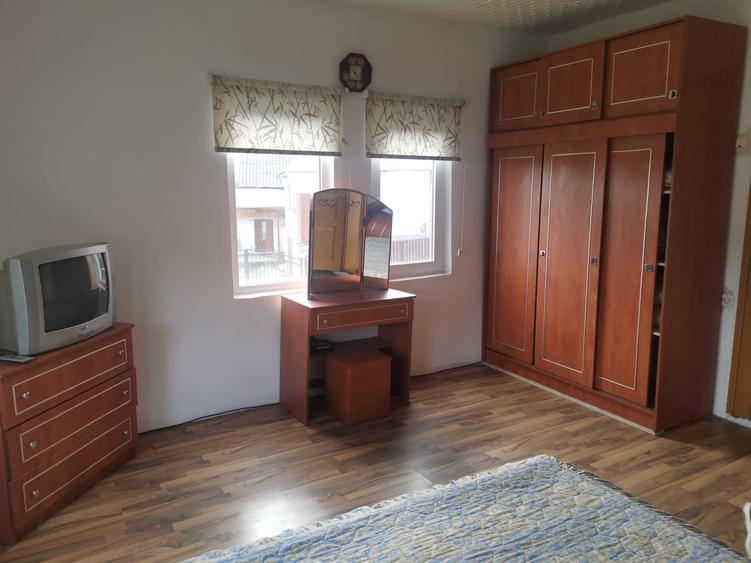 Casă individuală cu 3 camere cu Teren 1200 Mp în Aninoasa
