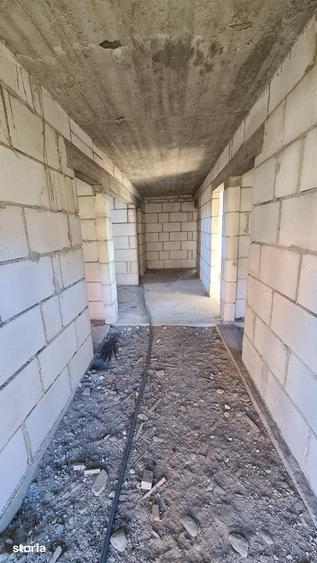 Casă cu Teren 795 Mp în Corbeni