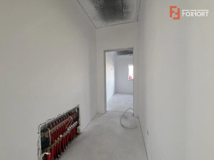 Casă cu 3 camere cu Teren 500 Mp în Sânandrei