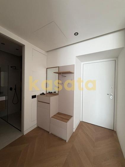 Apartament cu 2 camere semidecomandat, mobilat în Barbu Văcărescu
