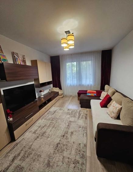 Apartament cu 2 camere decomandat în Tudor