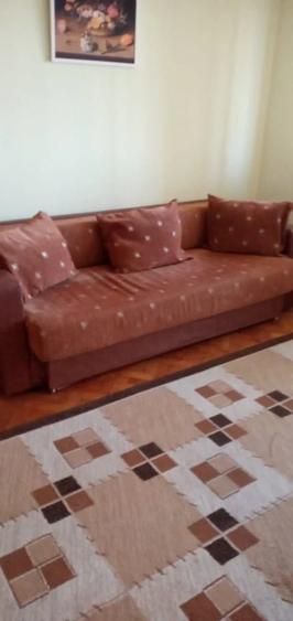 Apartament cu 2 camere decomandat în Girocului