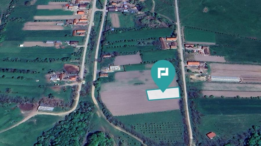 Teren agricol intravilan de 1260 mp, în Ususău