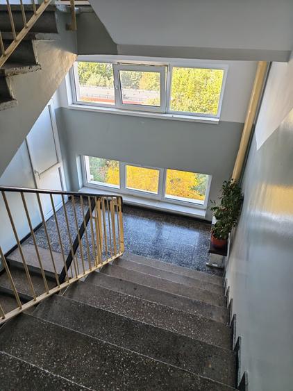 Apartament cu 3 camere decomandat în Brâncoveanu