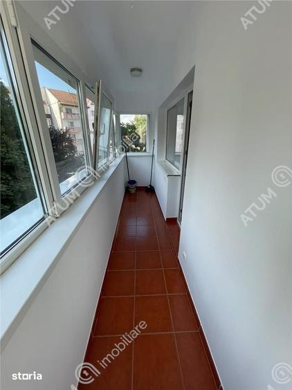 Apartament 3 camere decomandate 2 balcoane in zona centrala Sibiu - 14