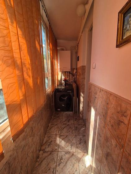Apartament cu 3 camere circular, mobilat în Faleza Nord