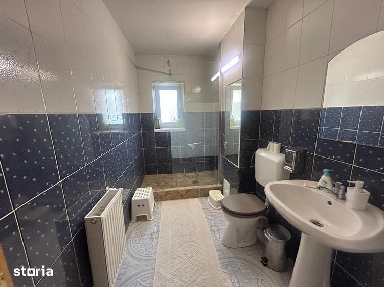 Apartament cu 5 camere în Central