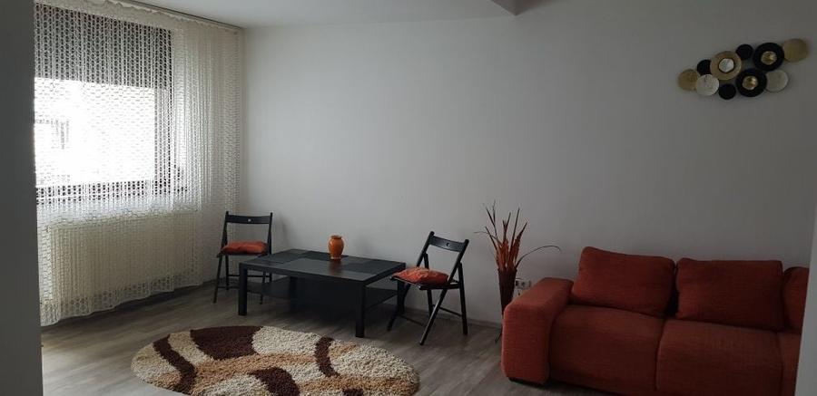 Apartament cu 2 camere decomandat, mobilat în Prelungirea Ghencea