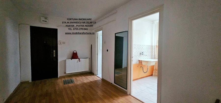 Garsonieră decomandată în Central