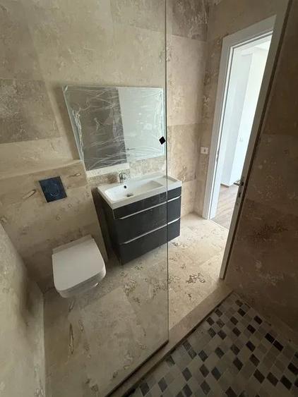 Apartament cu 3 camere în Străulești