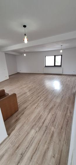 Spațiu comercial, de 75 mp, în Nicolae Grigorescu