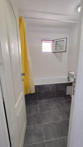 Apartament cu 2 camere semidecomandat în Rahova
