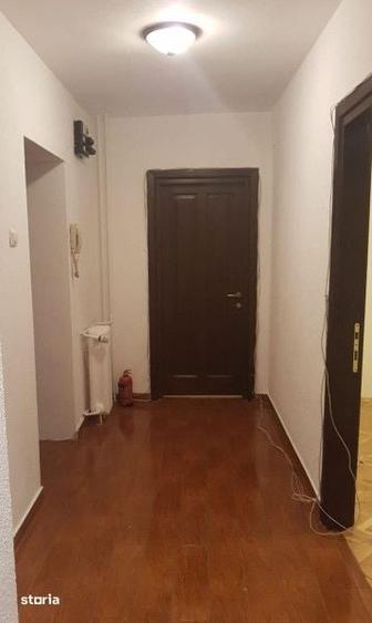 Spațiu comercial, de 85 mp, în Decebal