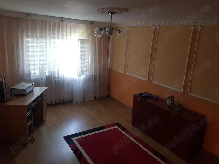 Apartament cu 2 camere decomandat în Buzaului