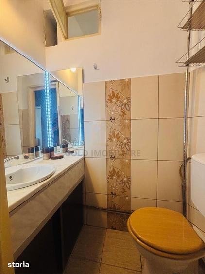 Apartament cu 3 camere decomandat în Săsar