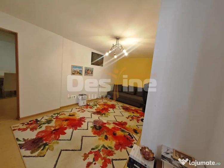 Casă cu 7 camere cu Teren 400 Mp în Nord