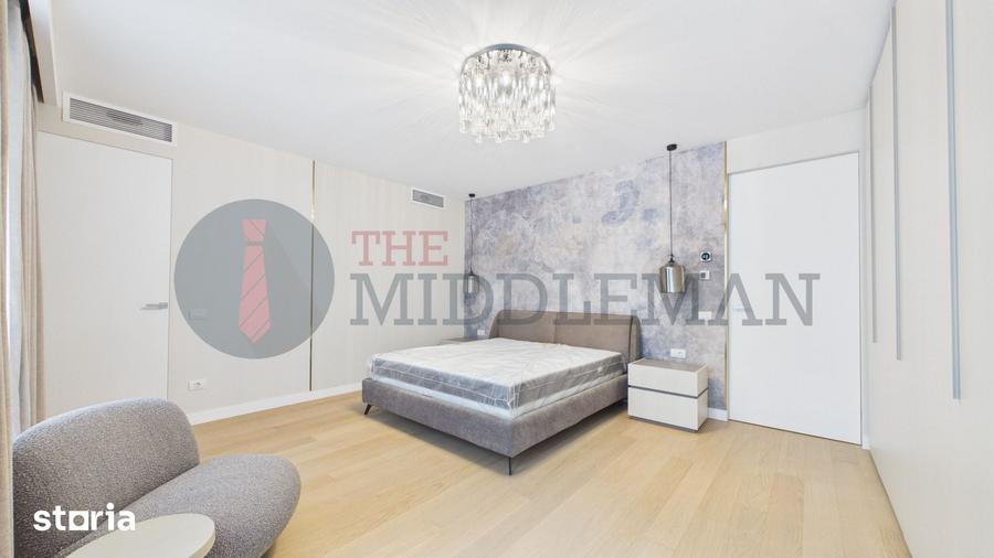 Apartament cu 4 camere în Aviatorilor