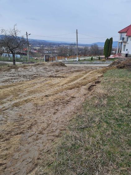 Spațiu comercial, în Stâlpeni