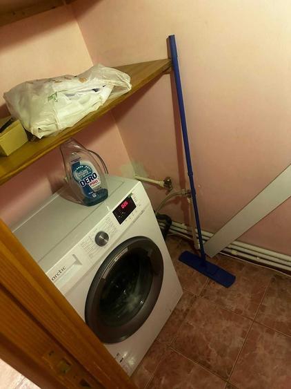 Apartament cu 3 camere decomandat în Sârbi