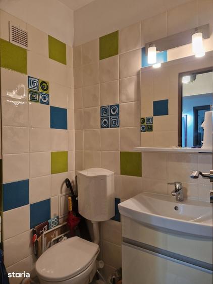 Apartament cu 3 camere decomandat în Republicii