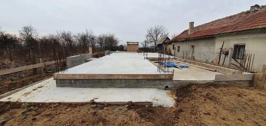 Teren de 760 mp, în Brădești