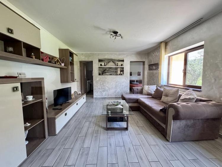 Casă cu Teren 2800 Mp în Leordeni