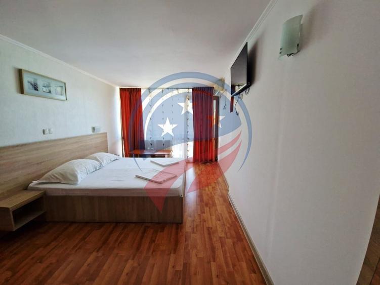 Hotel/Pensiune, de 871 mp, în Eșelnița