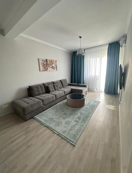 Apartament cu 2 camere decomandat, mobilat în Splaiul Unirii