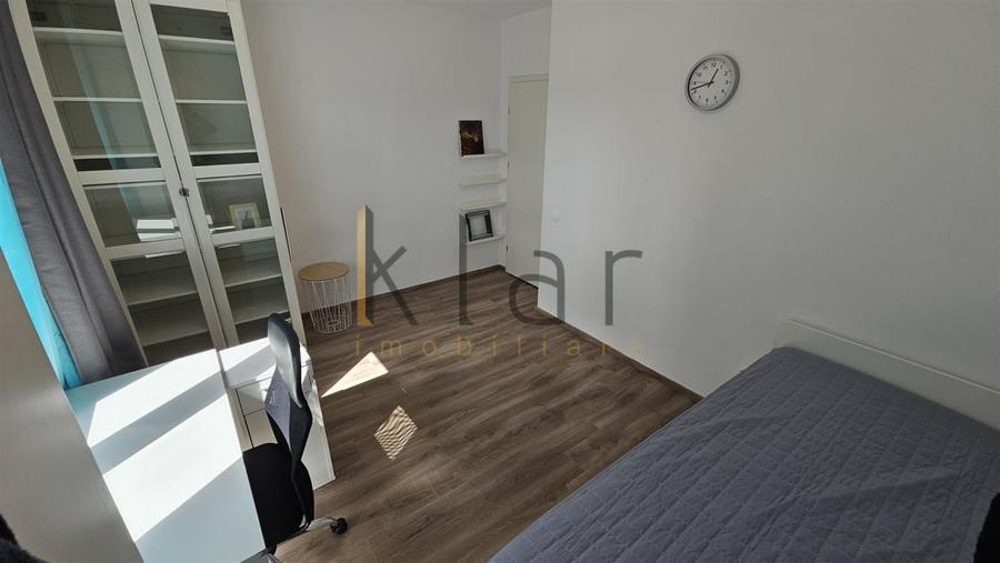 Apartament cu 3 camere semidecomandat, mobilat în Bună Ziua