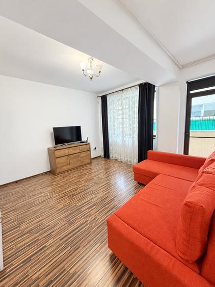 Apartament cu 2 camere decomandat în Tomis Plus