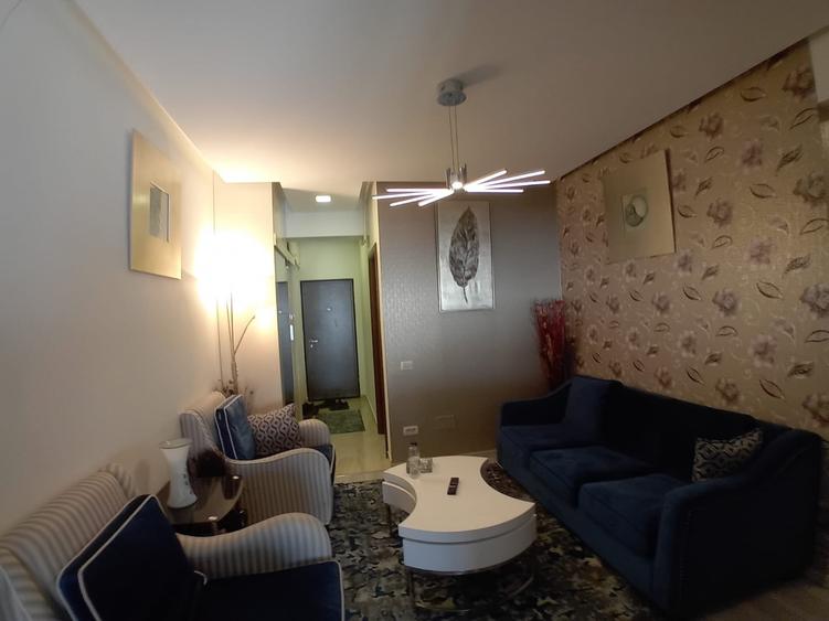 Apartament cu 3 camere semidecomandat, mobilat în Alba Iulia