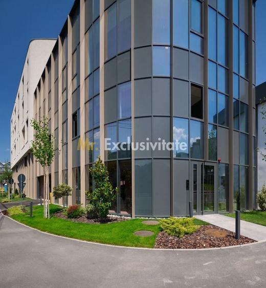 Apartament cu 3 camere decomandat în Trivale