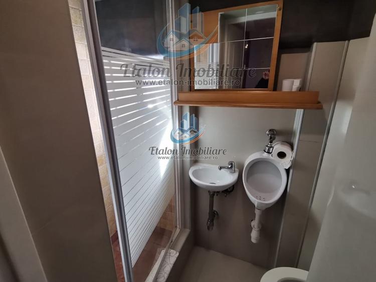 Apartament cu 3 camere decomandat în 1 Mai