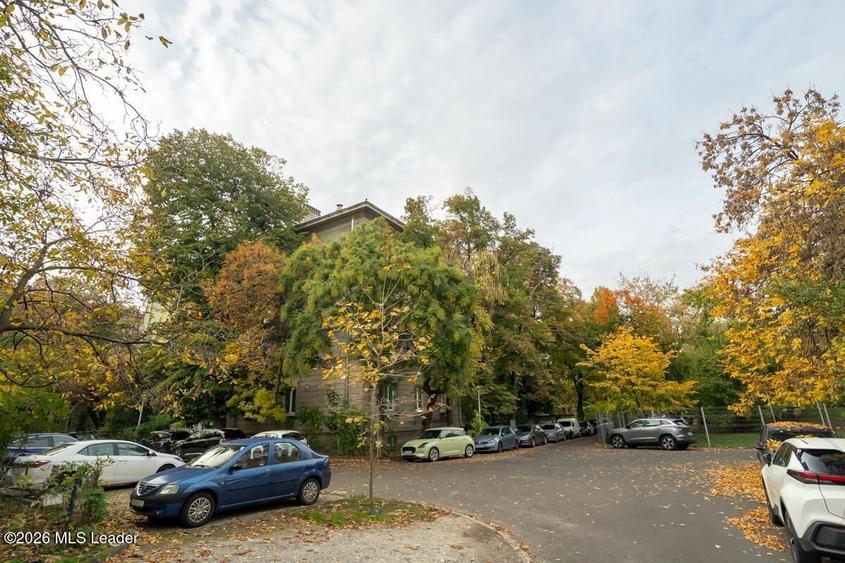 Apartament cu 2 camere decomandat în Drumul Taberei