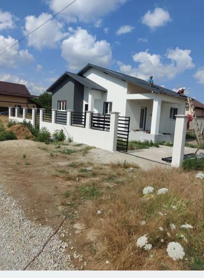 Casă cu 2 camere în Ișalnița