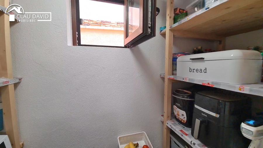 Casă individuală cu 3 camere cu Canalizare în Schei