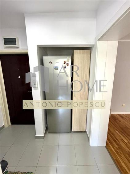 Apartament cu 2 camere semidecomandat, mobilat în Democrației