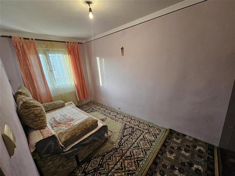 Garsonieră decomandată în Calea Caransebeșului