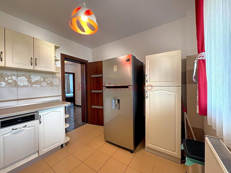 Apartament cu 3 camere decomandat, mobilat în Popești-Leordeni