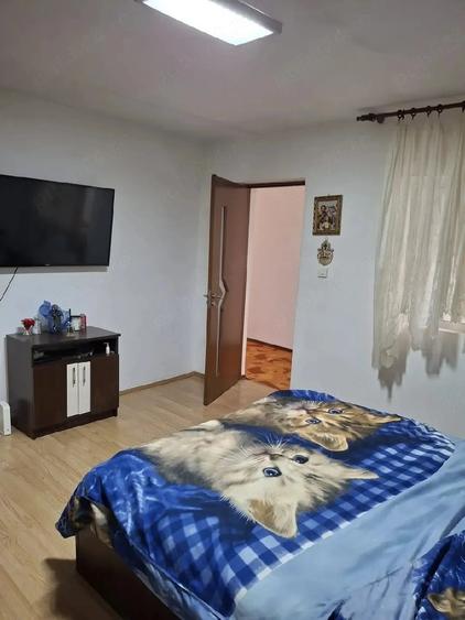 Casă cu 4 camere cu Teren 475 Mp în Central