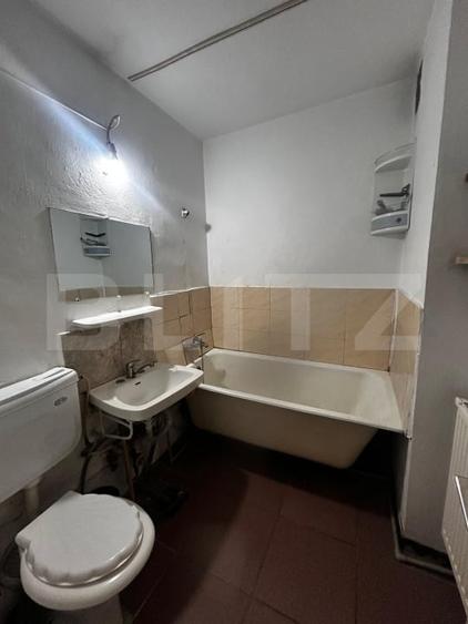 Apartament cu 2 camere semidecomandat, mobilat în Grivița