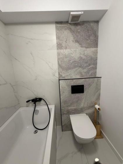 Apartament cu 2 camere decomandat, mobilat în Republicii