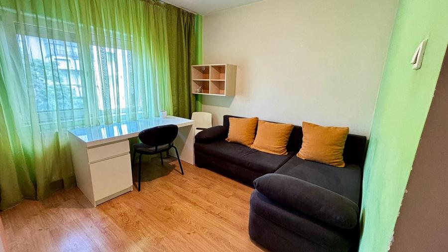 Apartament cu 3 camere decomandat, mobilat în Ultracentral