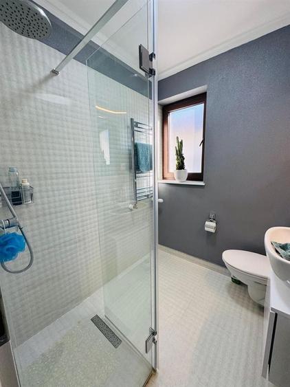Casă individuală cu 3 camere decomandat cu Canalizare în Sântandrei
