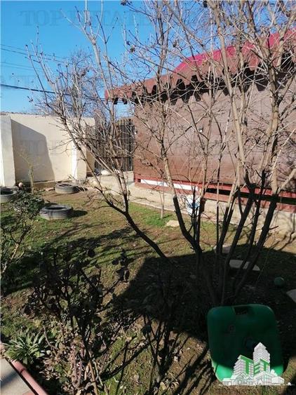 Casă individuală cu 4 camere cu Teren 340 Mp în Glina