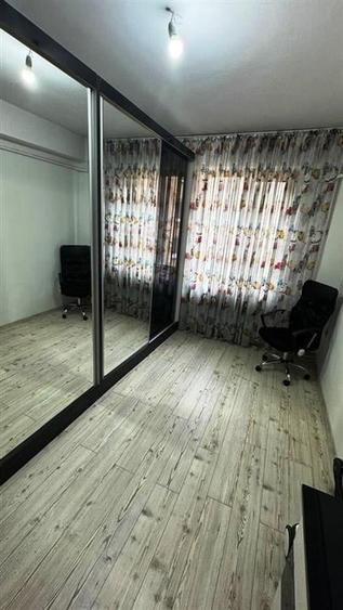 Apartament cu 3 camere decomandat, mobilat în Ultracentral