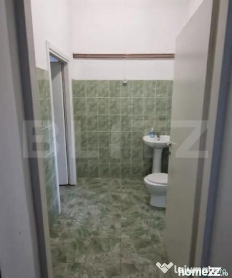 Casă cu 2 camere cu Teren 1138 Mp în Central