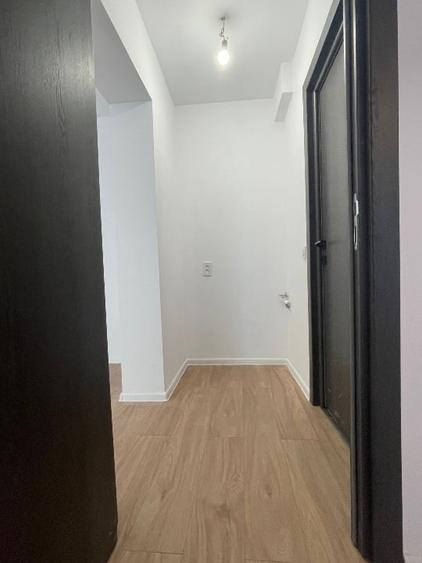 Apartament cu 2 camere semidecomandat, mobilat în Tomis II