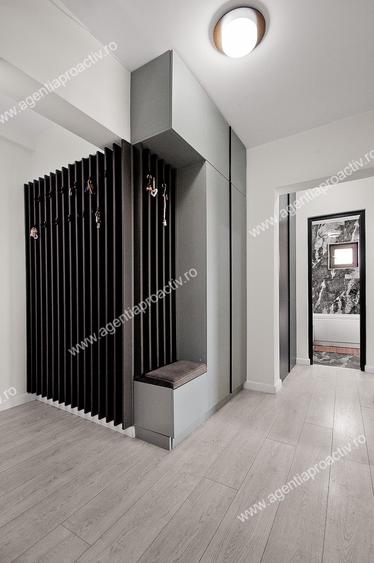 Apartament cu 2 camere decomandat în Mazepa 1