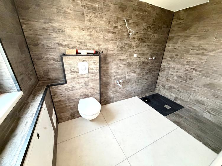 Casă individuală cu 4 camere cu Teren 400 Mp în Mărgineni